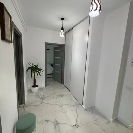Apartament Akt